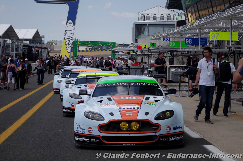 En pæn række af Aston Martin racere
(Foto: Claude Foubert - Endurance-Info.com)